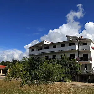 Rajna Starigrad Paklenica