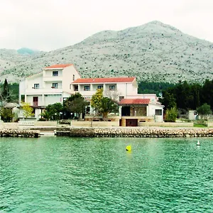 3* Bed & Breakfast Miramar