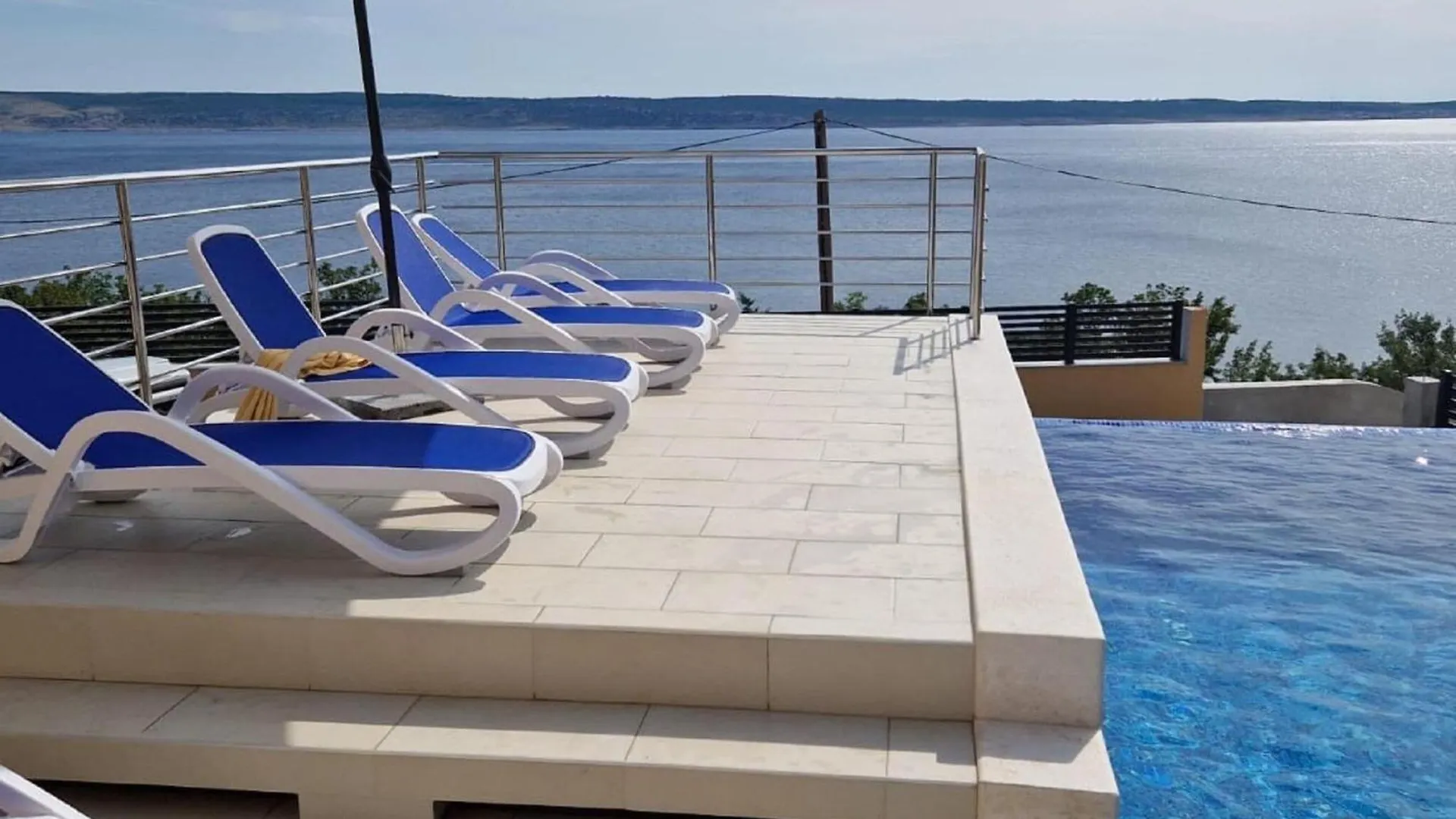 Apartment With Swimming Pool And Sea View Starigrad Paklenica Croatia