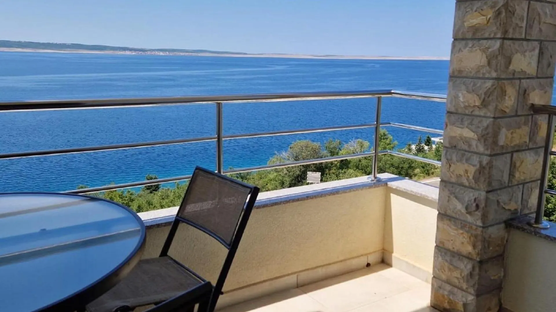 Apartment With Swimming Pool And Sea View Starigrad Paklenica