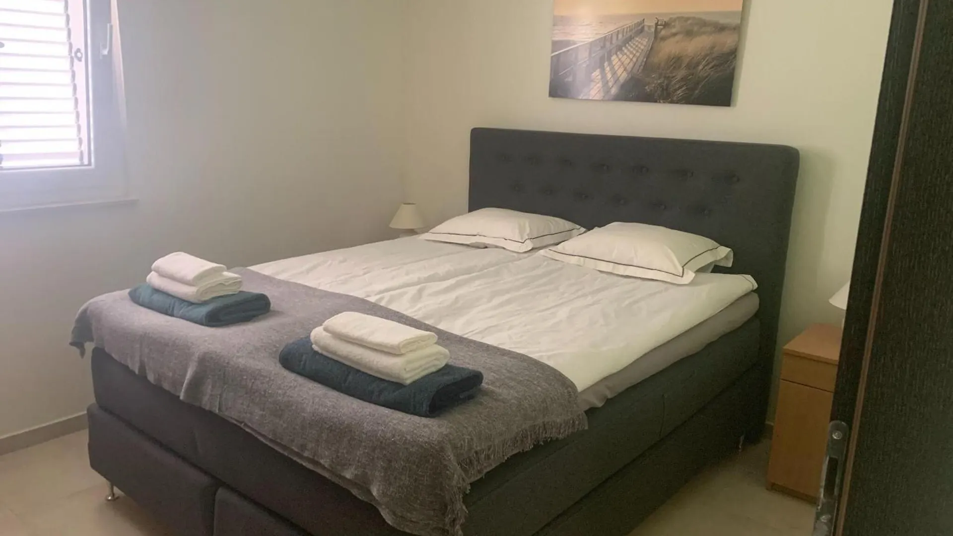 Apartment With Swimming Pool And Sea View Starigrad Paklenica